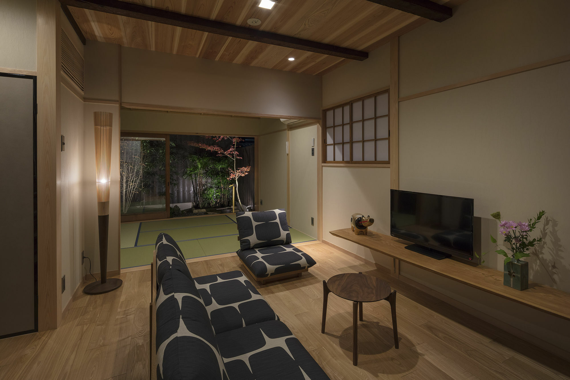 京都市 嶋原 懐傳 町家ヴィラ エクステリア 写真