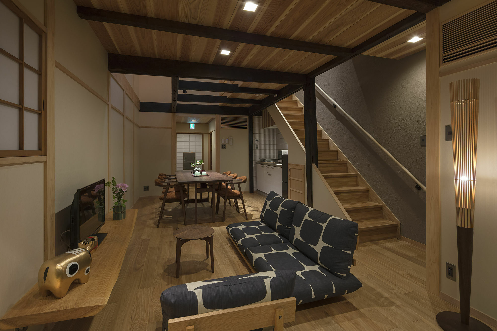 京都市 嶋原 懐傳 町家ヴィラ エクステリア 写真